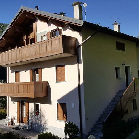 Casa Grazia Apartment Isolaccia Exterior photo