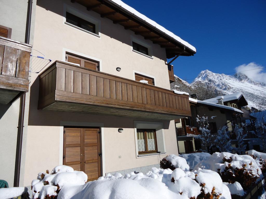 Casa Grazia Apartment Isolaccia Exterior photo