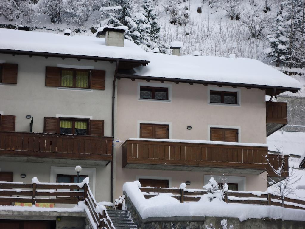 Casa Grazia Apartment Isolaccia Exterior photo