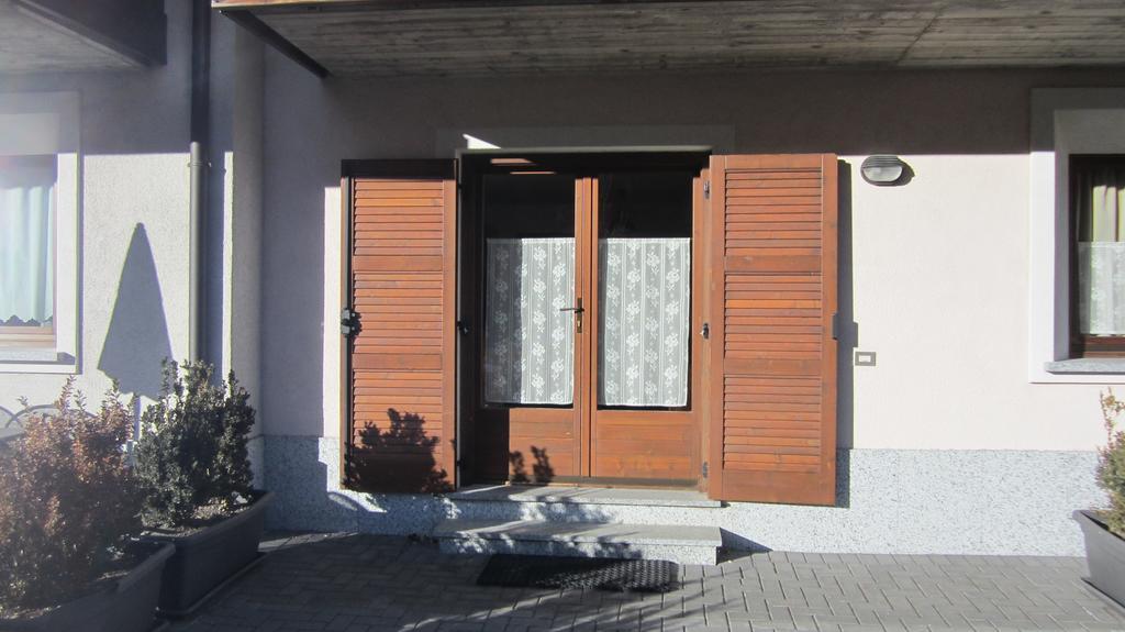Casa Grazia Apartment Isolaccia Exterior photo