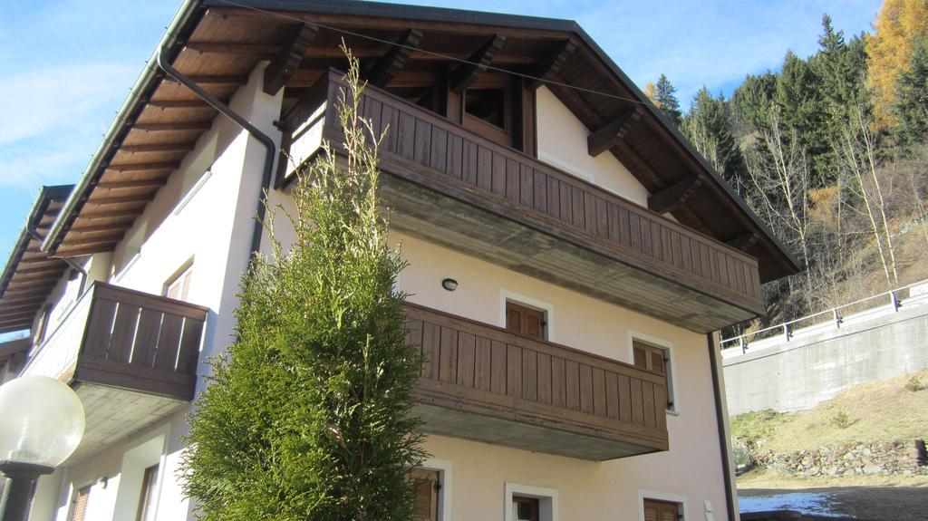 Casa Grazia Apartment Isolaccia Exterior photo